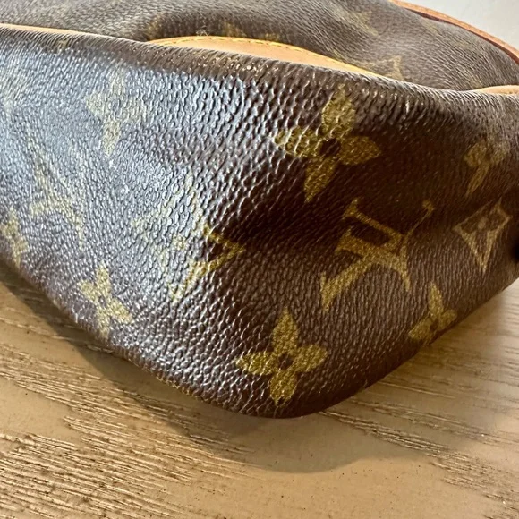 Vintage Louis Vuitton Pochette Compiegne 28 Monogram-Free Shipping, Gift & COA - Picture 7 of 16